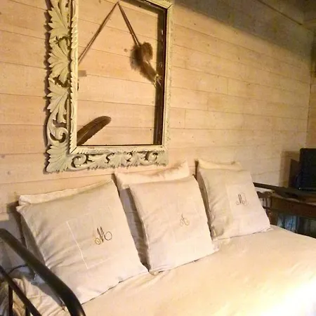 De L'etang Des Noues