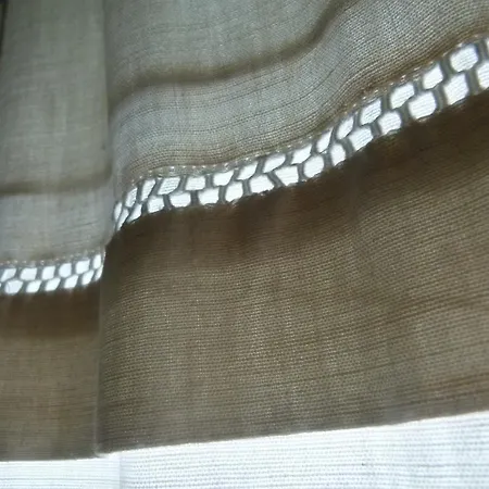 De L'etang Des Noues שולה