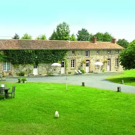 De L'etang Des Noues Nyaraló