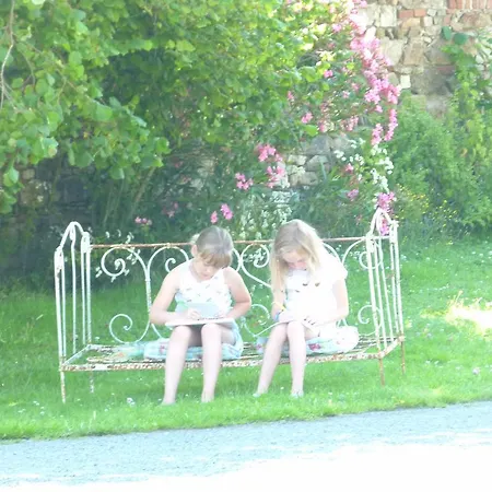 De L'etang Des Noues *