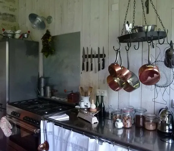 De L'etang Des Noues